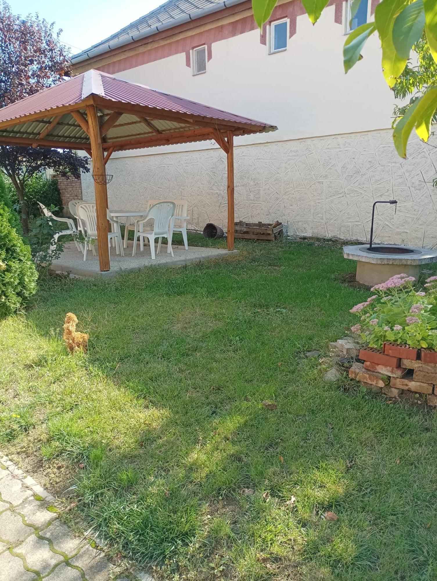 Bandi Vendeghaz Apartment Verpelet Exterior photo